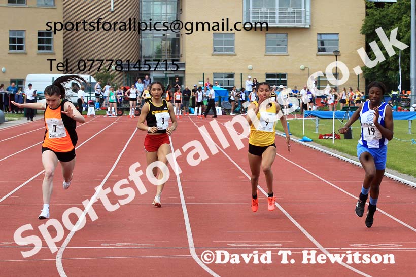 Womens Under-17s and Girls Under-15s 100 metres, 2022 Northern Inter Counties U17s and U15s Track and Field, York, Thursday, June 2nd. Photo: David T. Hewitson/Sports for All Pics